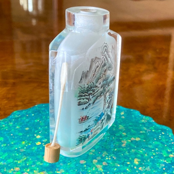 Reverse Hand Painted Snuff Bottle - 2-Sided - Picture 6 of 11